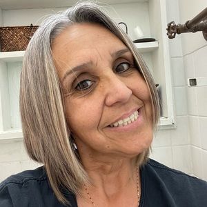 Meet your Posher, Kira